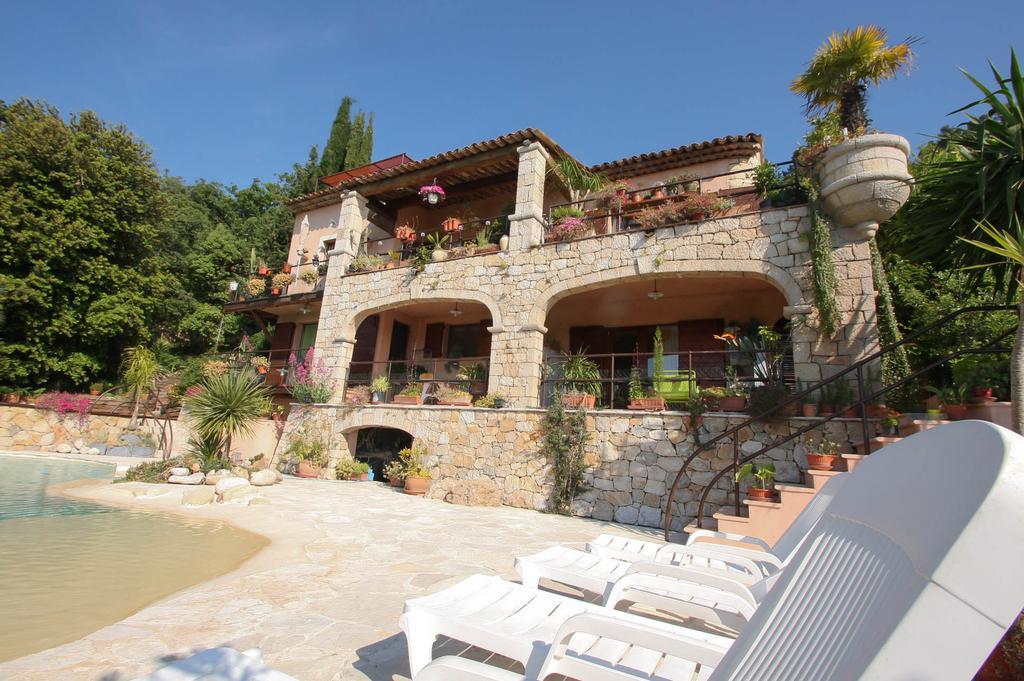 Locaspera Apartment Speracedes Exterior photo